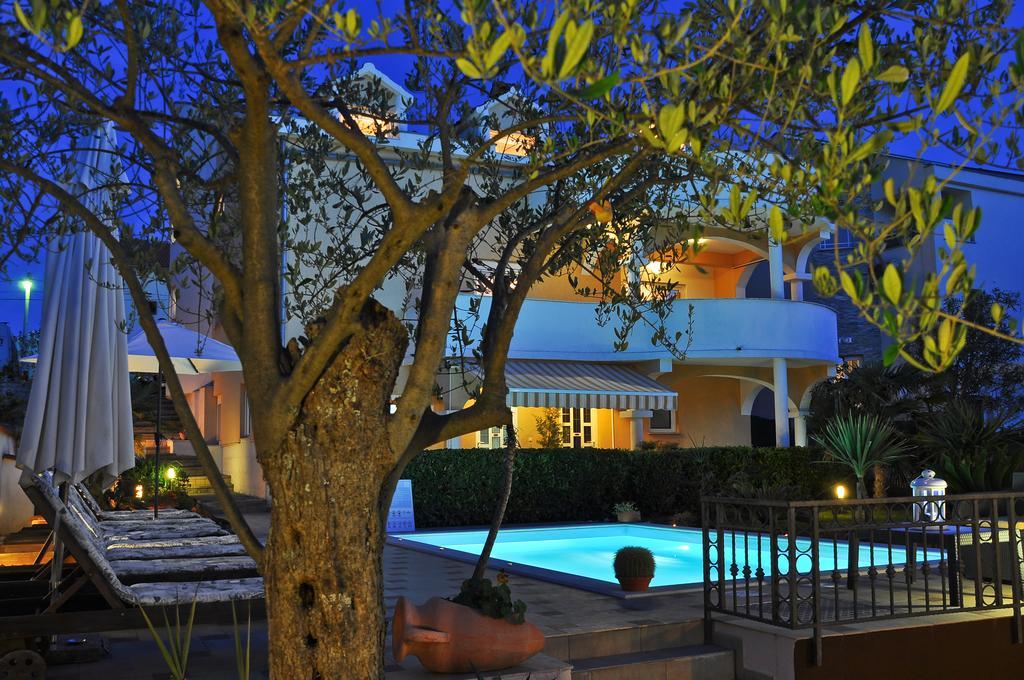 Villa Vanilla With Heated Pool Zadar Dış mekan fotoğraf